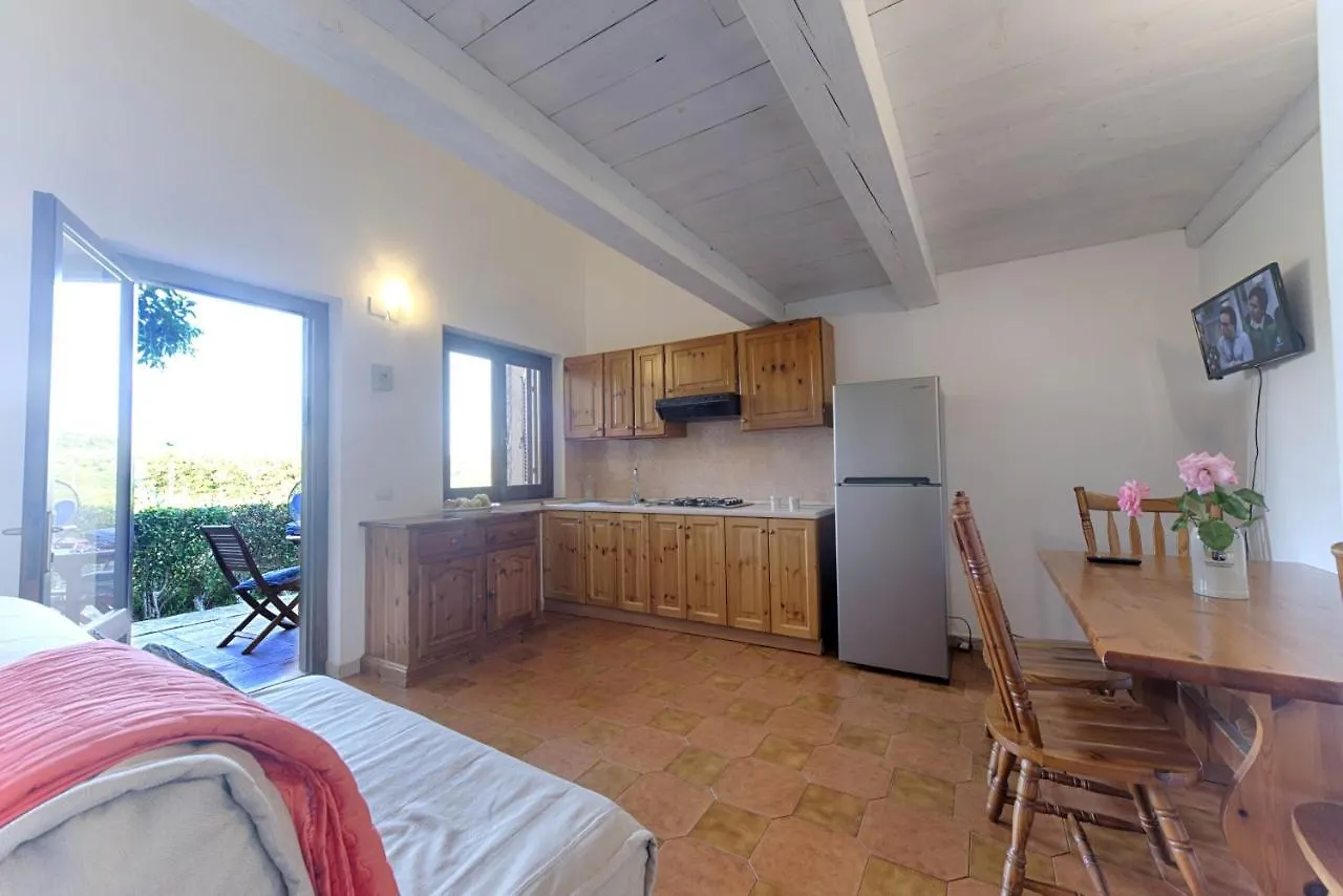 Residence Oasi E Oasi Blu Сан-Теодоро