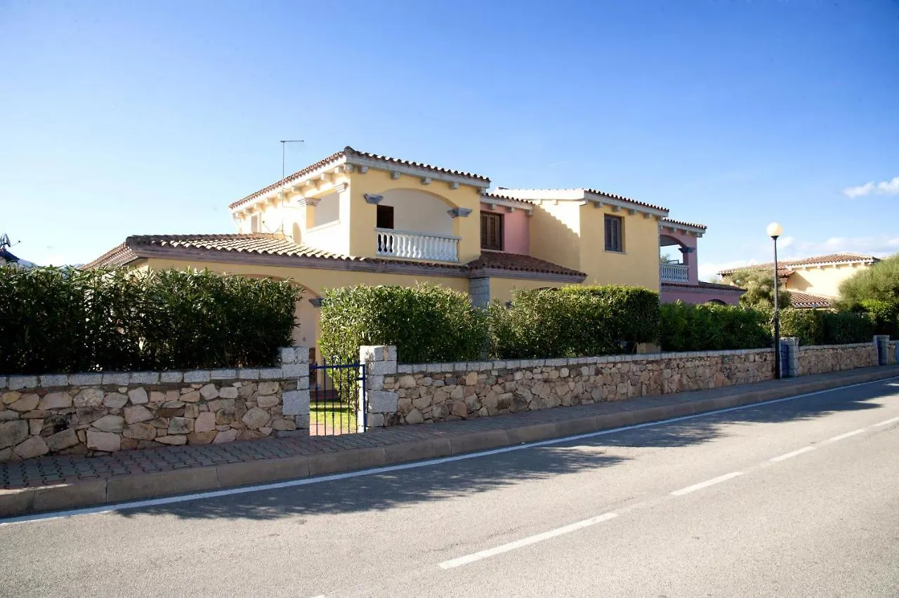 Residence Oasi E Oasi Blu Сан-Теодоро