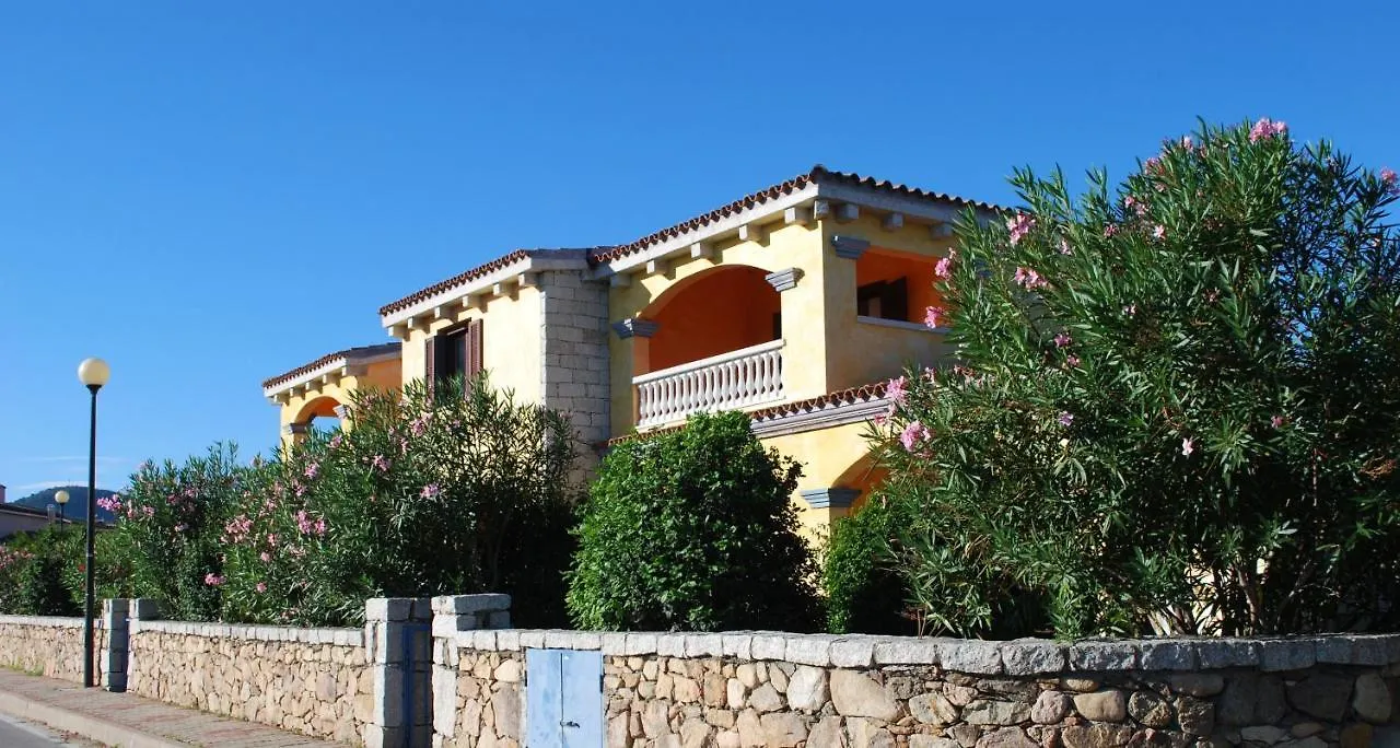 Residence Oasi E Oasi Blu Сан-Теодоро 0*,  Италия
